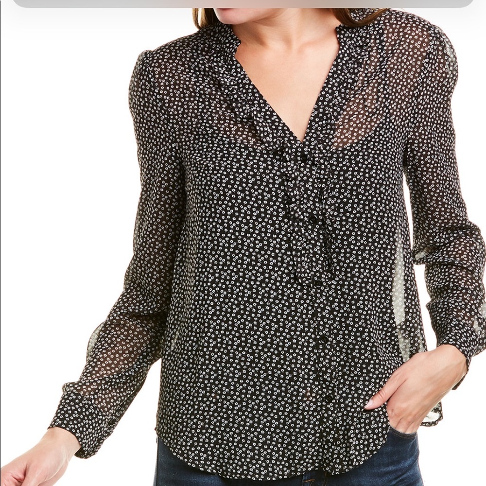 NWT! Vince Camuto Ruffle Front Top